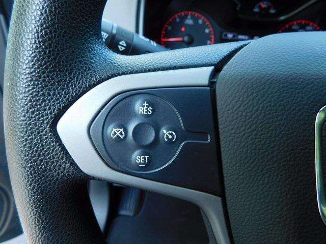 GMC Canyon 2015 photo 17